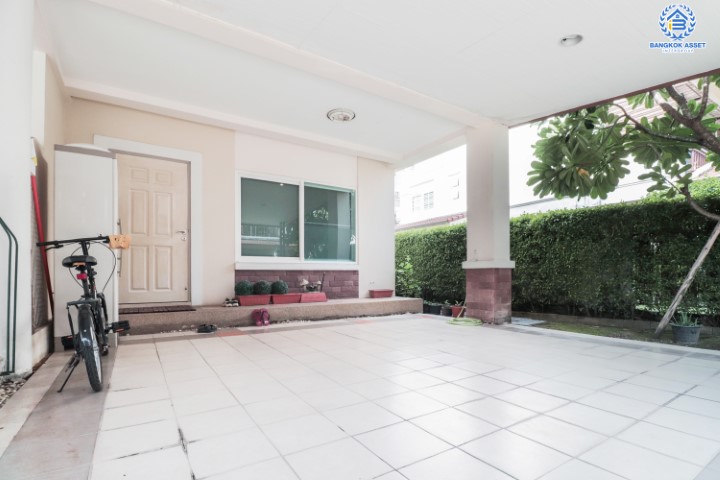 ทาวน์โฮมมือสอง3ชั้นแปลงมุม! ม.ศุภาลัยวิลล์ เพชรเกษม48 เนื้อที่เยอะถึง 31.60 ตร.ว. ฟังก์ชันจัดเต็ม 3 ห้องนอน 3 ห้องน้ำ  บิ้วท์อินห้องครัว บ้านสวยพร้อมเข้าอยู่ สภาพดีมาก บนทำเลศักยภาพ เชื่อมต่อถนนหลายเส้นทาง เดินทางสะดวก ใกล้รถไฟฟ้า "สถานีเพชรเกษม48"